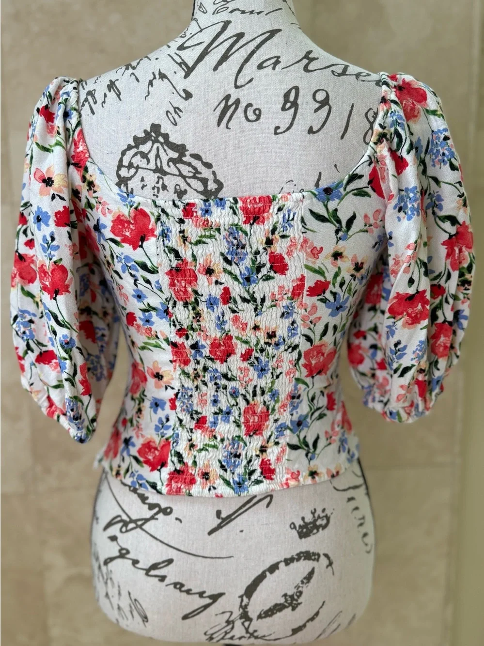 Astr brand label